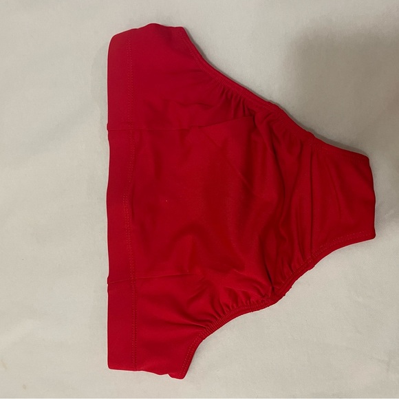 NWT Nike Red Racing Bottom - Picture 4 of 4